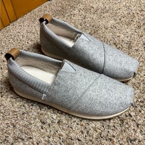 Gray Tom’s Slip-On Casual Shoes